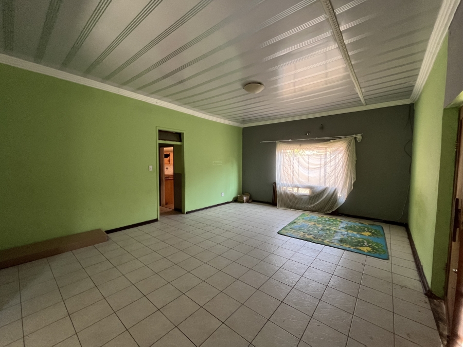 3 Bedroom Property for Sale in Geelhoutpark North West